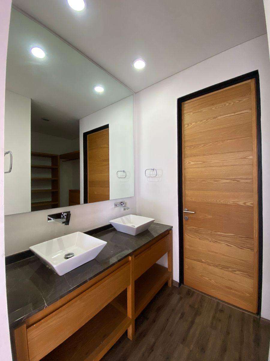 Casa con alberca en Zapopan Serv - foto 1
