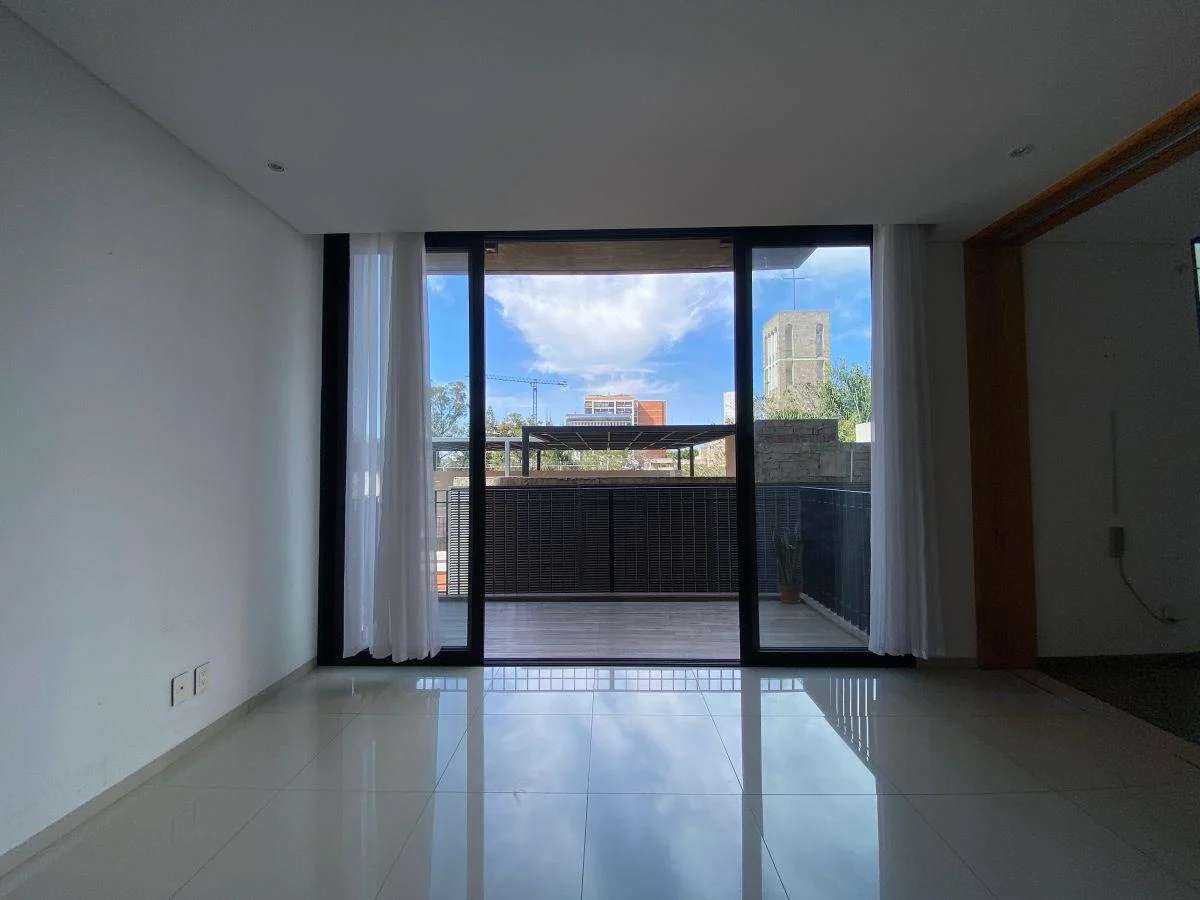 Casa con alberca en Zapopan Serv - foto 2